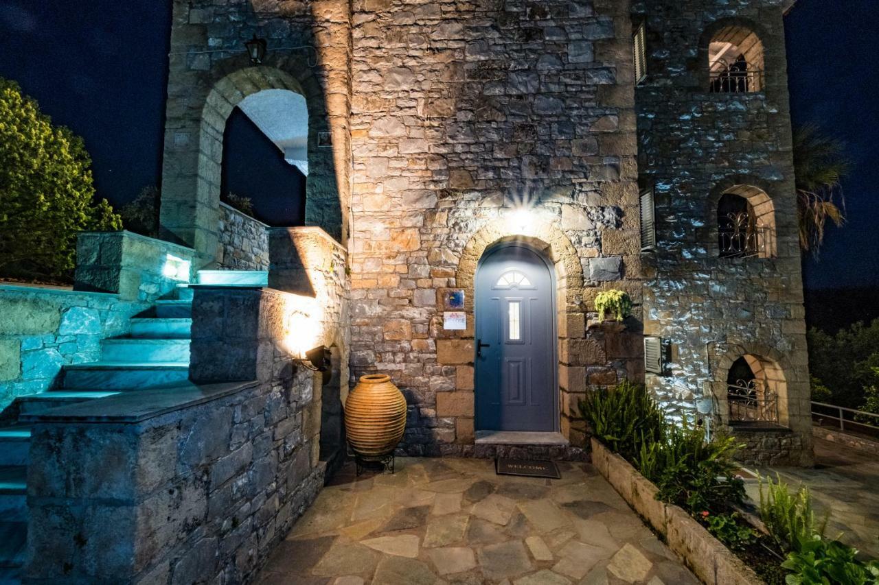 Olympia Zervea Studios With Pool - Apartment Kardhamili Luaran gambar